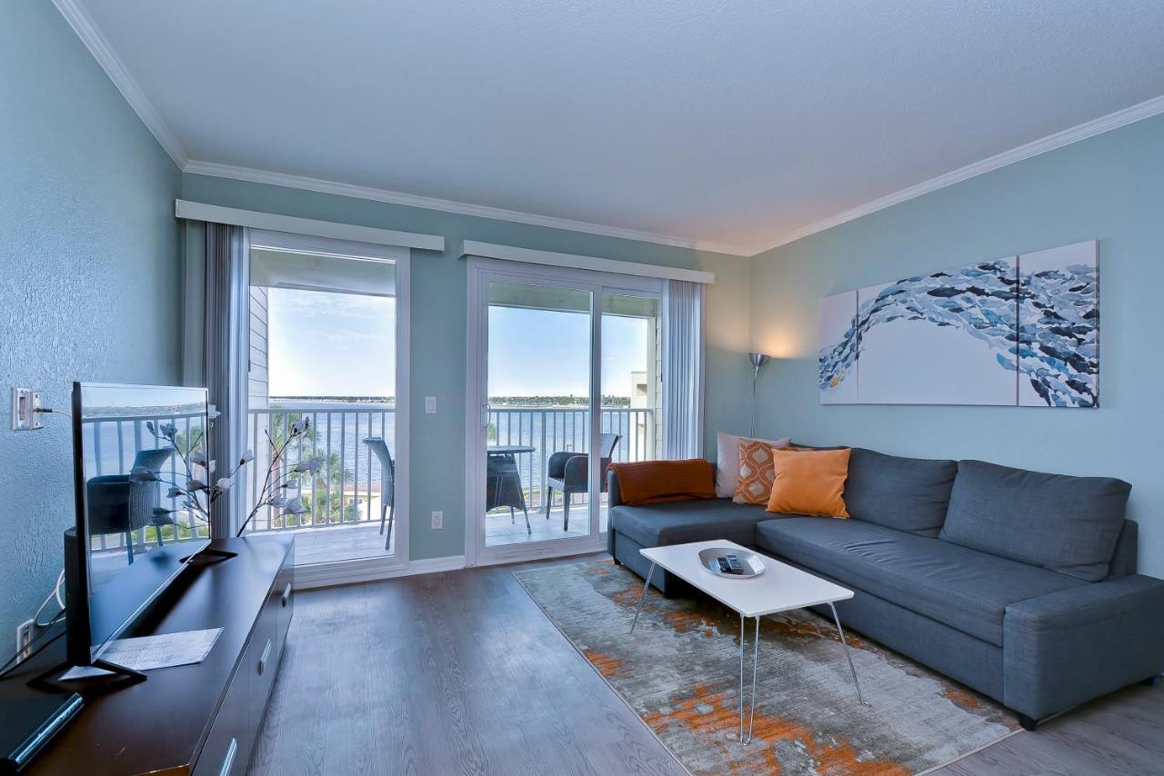 Apartment 412-amazing Views, Waterfront, Wifi, Pool, Close To Bucs Stadium