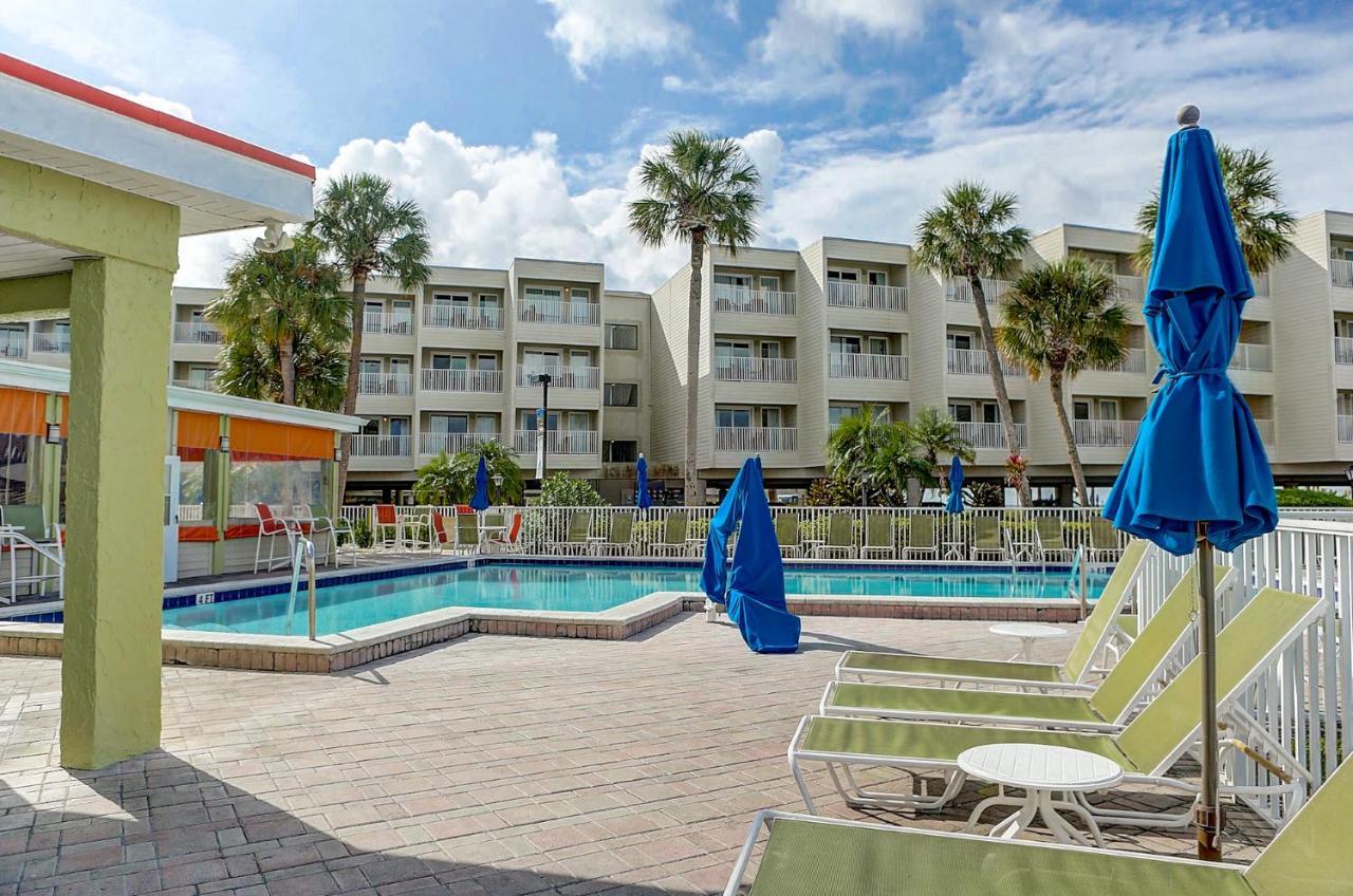 Apartment 412-amazing Views, Waterfront, Wifi, Pool, Close To Bucs Stadium